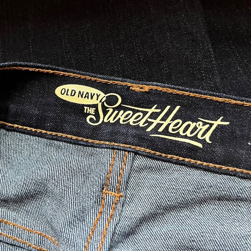 NWOT-Old Navy Women’s Dark Blue Flared Jeans-Size 14 Short - Picture 8 of 10